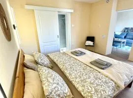 Veljanov Suites