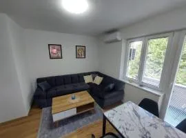 Apartman "MEDENI"