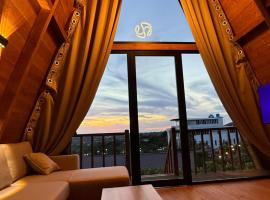 Azalea 1, Cozy Wooden Villa，位于地拉那的别墅