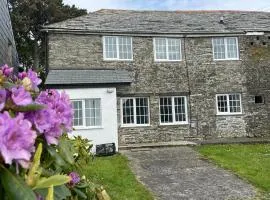 Menadue Cottage, Trenale Lane, Tintagel, Cornwall