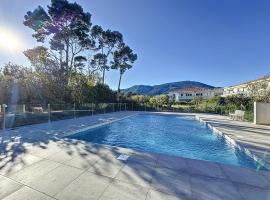 Studio residence avec piscine, hotel em Toulon
