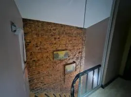 JirHouse SARIKÖŞK