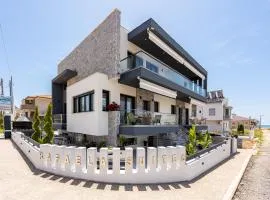 RAFAELA SUITES