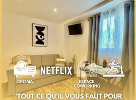 Studio 1 - Cinéma Sport Parking - DABNB, hotel v destinaci Limoges