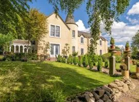 Luxury 5-Bed Country Retreat in the Angus Glens