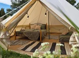 Glamping & Homestay in Kihnu