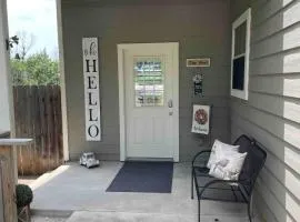 The Nest 1 Bedroom Suite 12 min from Magnolia