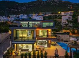 LUX VILLA WITH SEAVİEW AND JACUZZI