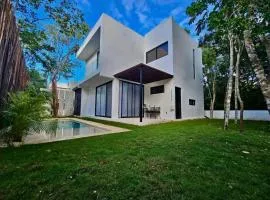 Beatiful House 3BR private pool Gated community