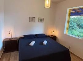 Casa Açucena no sítio Gaia Magia Miguel Pereira RJ