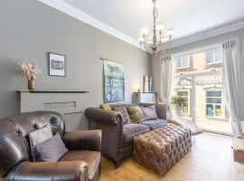 Holiday home for 6 people with garden