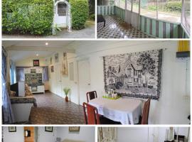 Balmy Hideout Cafe & Homestay, hotel v destinaci Ban Huai Kaeo