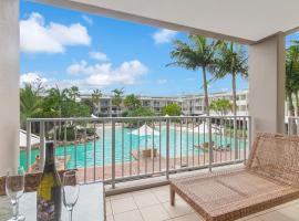 Pool View Apartments - Wing 6 - at Peppers Salt Resort by uHoliday 2BR 1BR and Hotel Room Options Available, hotel in Kingscliff