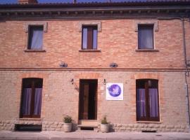 Le Viole B&B, bed & breakfast i Mergo