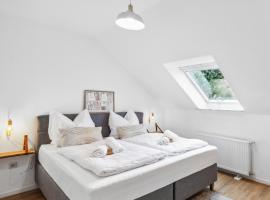 City Chalet - 73m2-Boxspringbett-neu renoviert-K&uuml;che-sehr ruhig, kalnų namelis Bochume