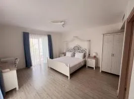 Mavi Konak Alaçatı