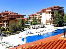 Family Apartment Near Beach, Pools & Star dreams Complex