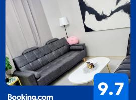 On the main street of HBC #4