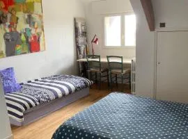 Chambre spacieuse et lumineuse