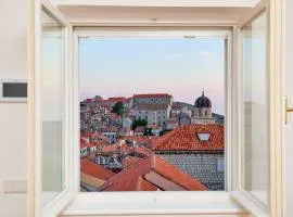Luxury Villa In the Old Town with Stunning Views