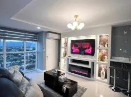 Bayfront Luxury beachfront escape with Pool in Portmore Book Now