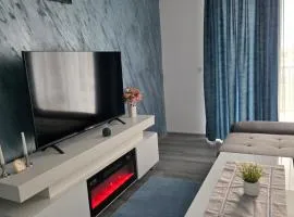 Luxury BROthers' Apartment