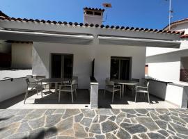 Twin Waves - Nikiti Seaside Retreat, hotel v destinaci Nikiti