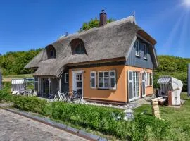 Ferienhaus Boddenbrise 13 Feriendorf Klein Stresow Rügen by ruyastay