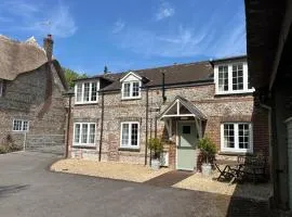 Stylish 1-bed Cottage Escape in Piddlehinton