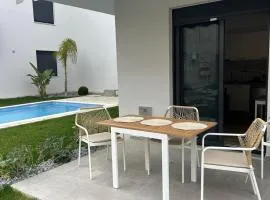 Sea Shell Apartment - Paralia Ofriniou, Swimming pool, Starlink WIFI