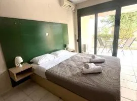 Alexandra Sunshine Apartments