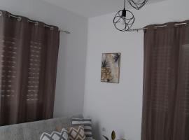 Elena's country house, Cottage in Lixouri