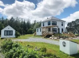 Professionally designed holiday home on the beach