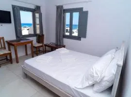 Naxos town studio 3 with patio with sea view