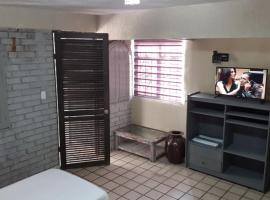 Torreón 2 - Habitación cerca del aeropuerto con alberca