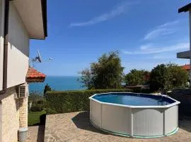 Villa Azur- Sea View Luxury with Pool near Balchik