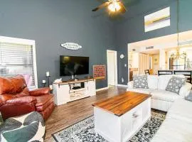 Shore Dr Lake View Retreat w Pools and Pickleball