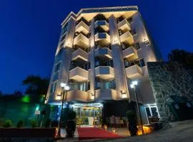 life suites apart hotel
