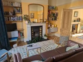 Cosy Bright Family 4 bed Home near the sea in Margate
