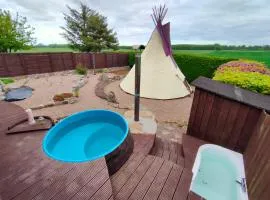 Private Speyside Tipi Retreat and Whisky Marrying Tun Hot Tub