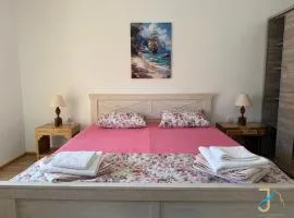 Julia Apartment