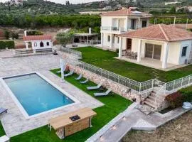 Villa Vakoufia