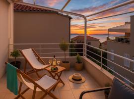 Sunny Resort apartment with seaview 1314, Resort in Petrčane