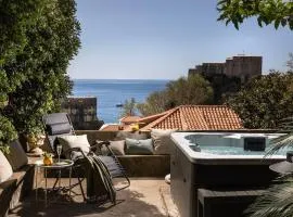 Ivo's garden studio apartment, near the old town
