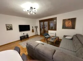 Apartment Nadia 3min from Old Bridge with FREE Garage
