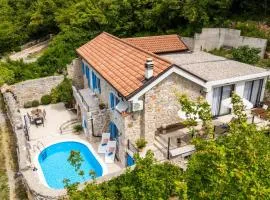 Villa Toscana - Charming stone Villa with private pool & garden