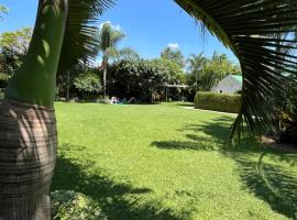 La flor, Hotel in Jiutepec