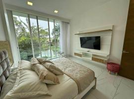 casa EN samborondon, hotel v destinaci Guayaquil