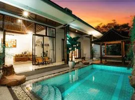Luxury 3 Bedroom Villa with Pool - 200m to Canggu Beach
