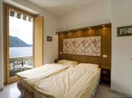 Lake Lugano Apartment - 14538: Valsolda'da bir otel